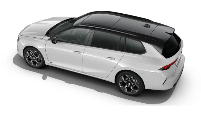 Vauxhall Astra 1.2 Turbo 130 Ultimate 5dr Auto Petrol Estate - Image 3